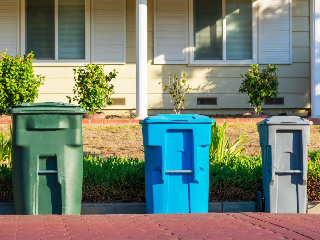 Image: keep the bins closed